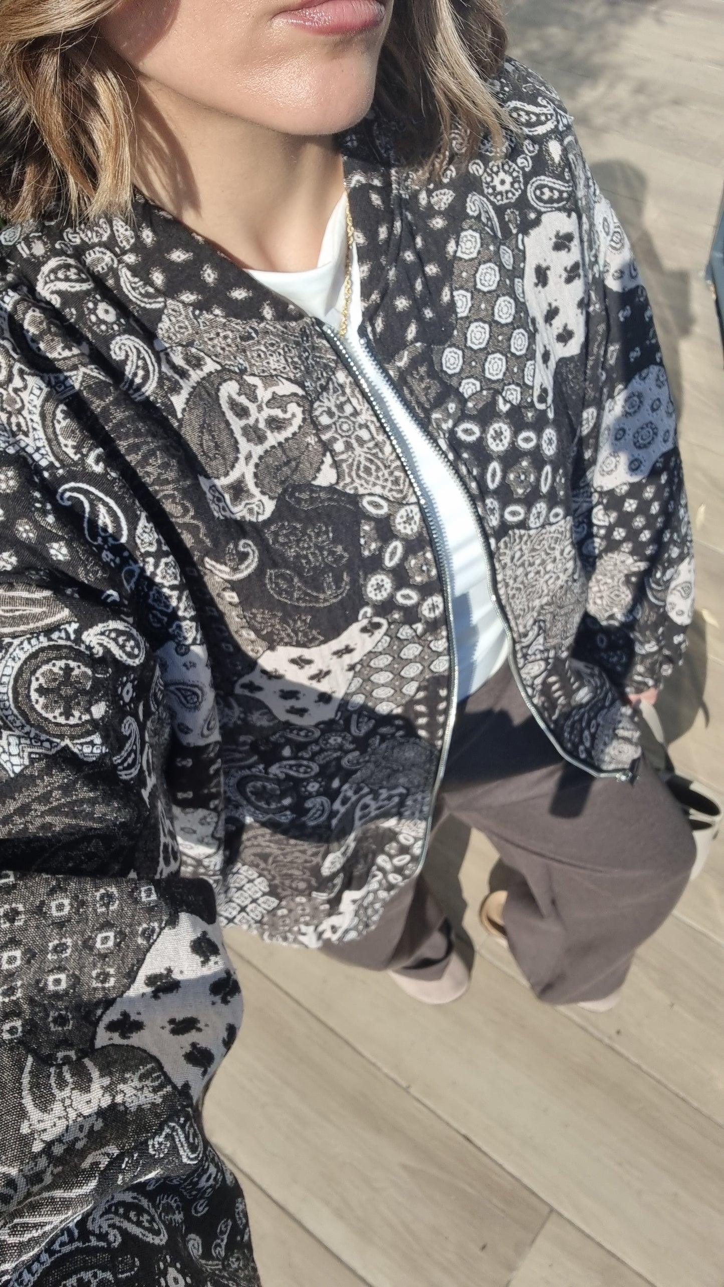 VESTE BOMBERS À MOTIF CHOCOLAT