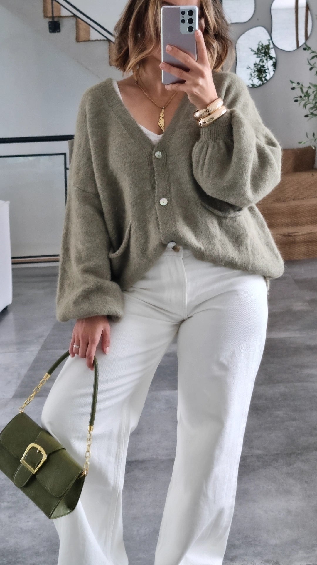 GILET COL V VERT OLIVE