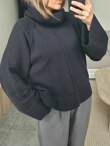 PULL OVERSIZE MAILLE COL MONTANT NOIR