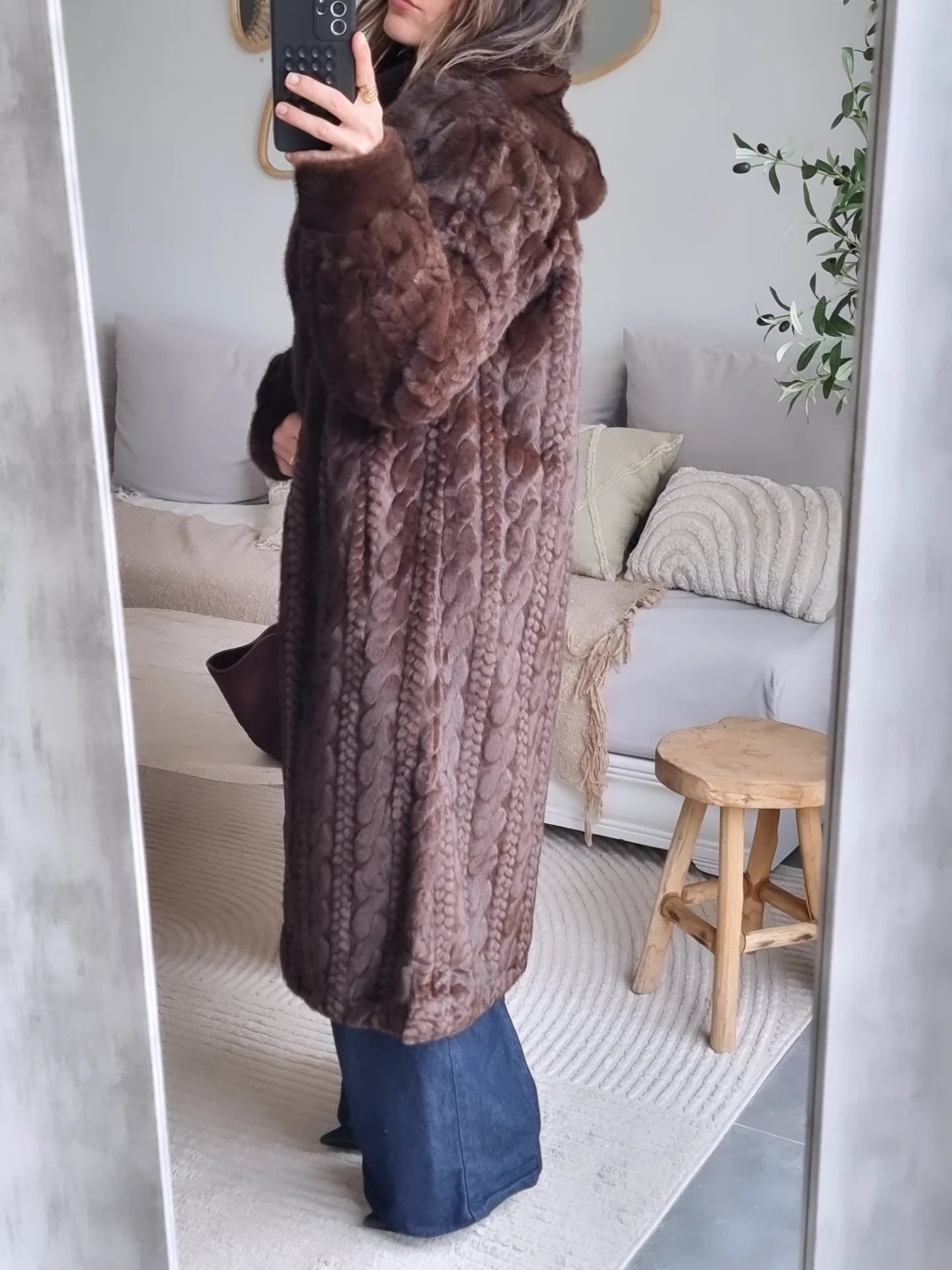 MANTEAU FOURRURE À CAPUCHE