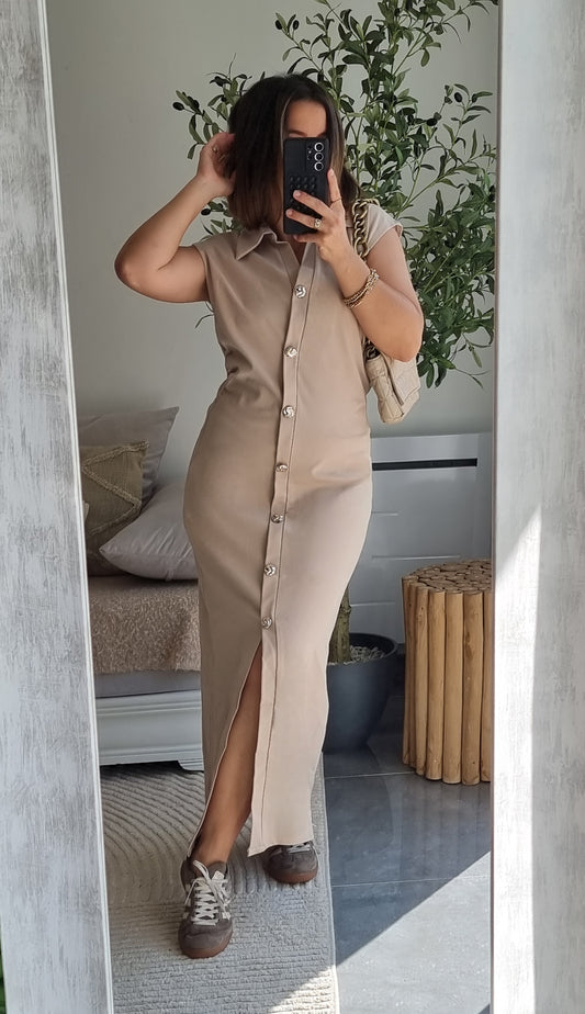ROBE LONGUE À BOUTONS DORÉS