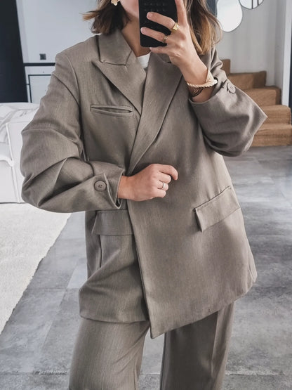 TAILLEUR MANCHES BOUTONNEES